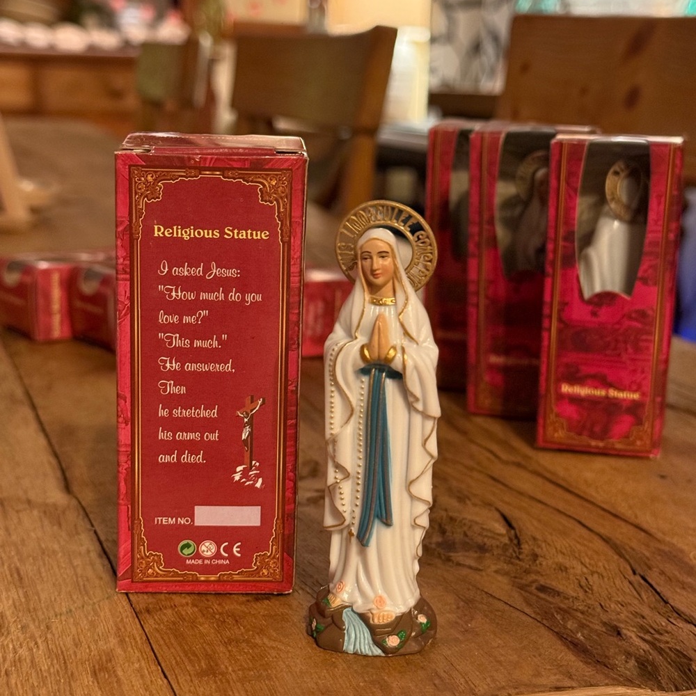 Our Lady of Lourdes Car Statue Mini Virgin Mary Magnetic Catholic Gift